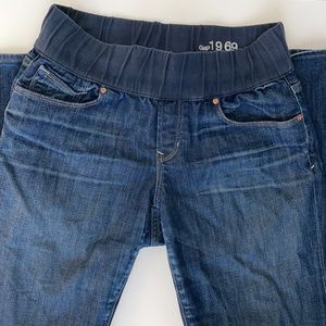 Gap maternity boot cut jeans, size 12